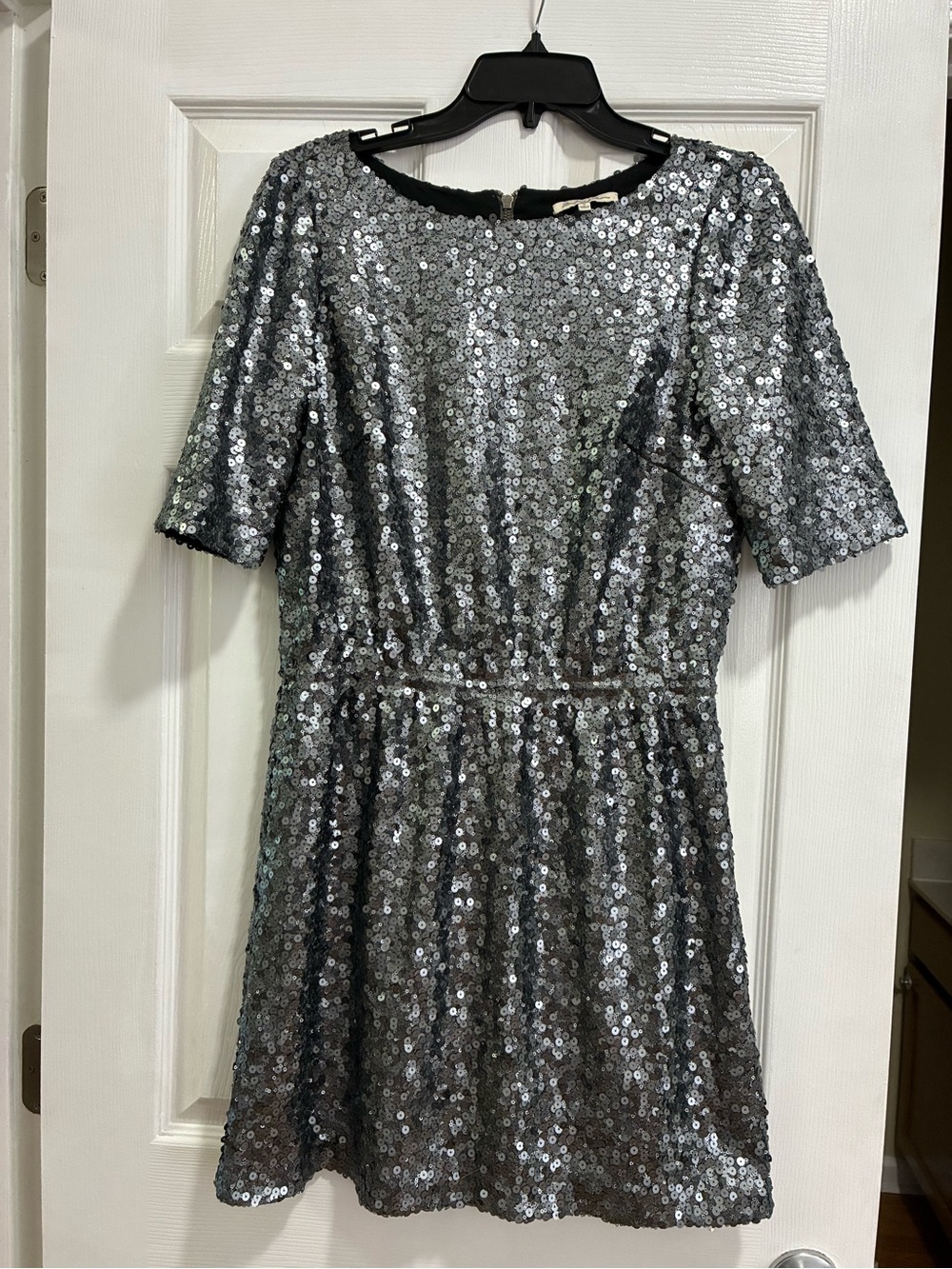 Silver Sequin Short Sleeve Mini Dress - Sparkle Skater Style SIZE 8